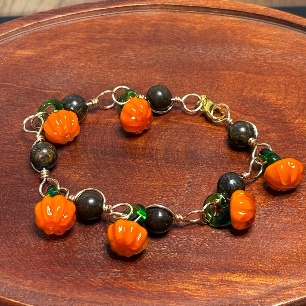 Pumpkin beaded bracelet, artisan handmade wire links.
